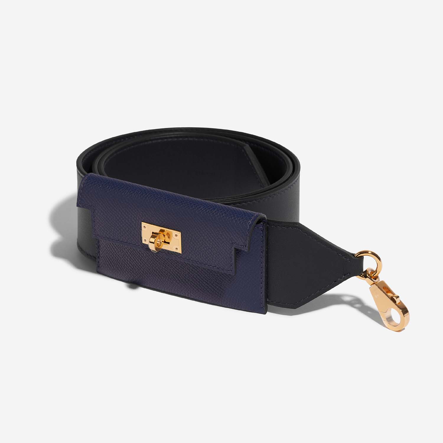 Hermès Kelly PocketStrap Caban-BleuSaphir Front  | Sell your designer bag on Saclab.com