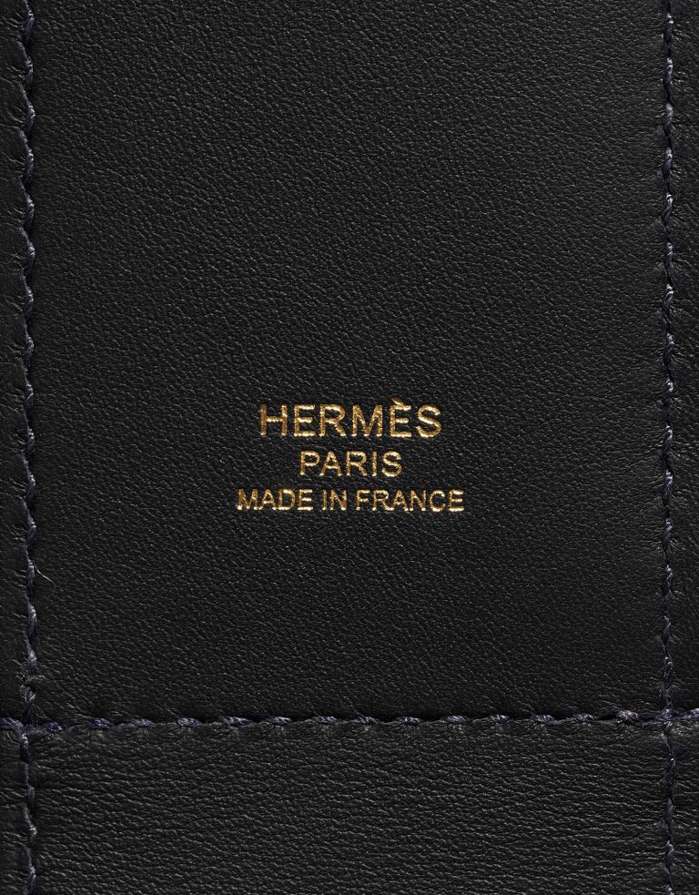 Hermès Kelly PocketStrap Caban-BleuSaphir Logo  | Sell your designer bag on Saclab.com