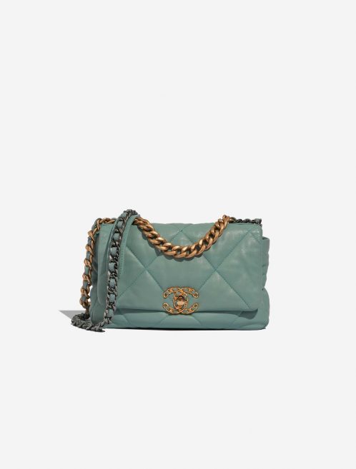 Chanel 19 LightGreen 0F | Sell your designer bag on Saclab.com