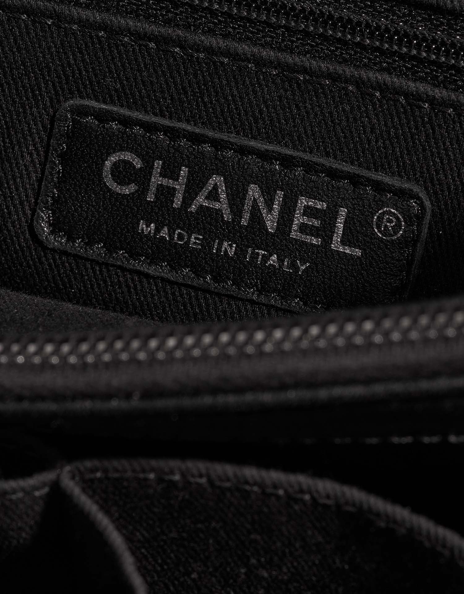 Chanel ShoppingTote Grand Black Logo | Vendre votre sac de créateur sur Saclab.com