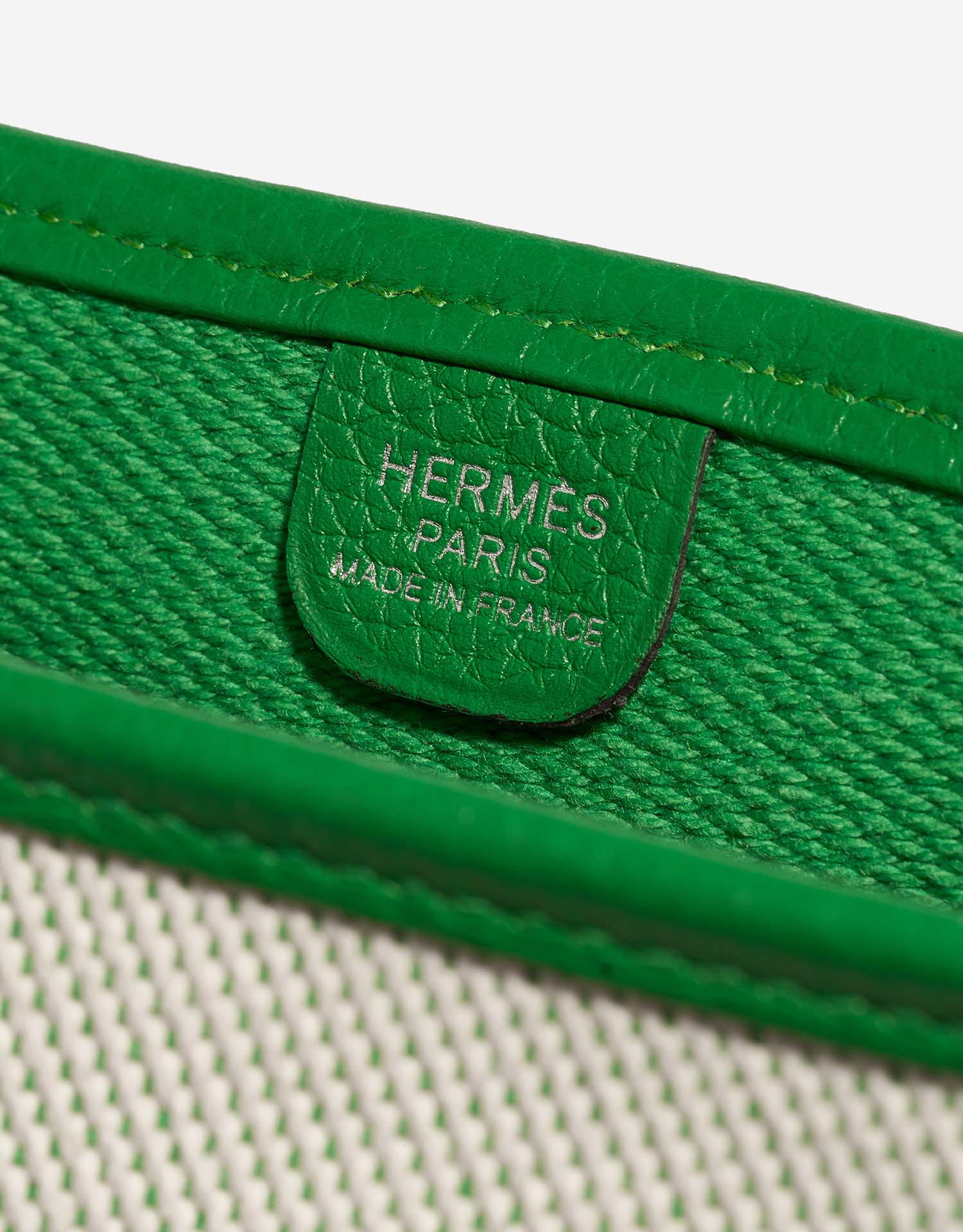Hermès Evelyne 29 Beige-Bamboo Logo  | Sell your designer bag on Saclab.com