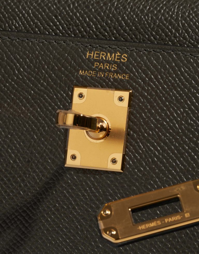 Hermès Kelly 25 VertDeGris Logo  | Sell your designer bag on Saclab.com