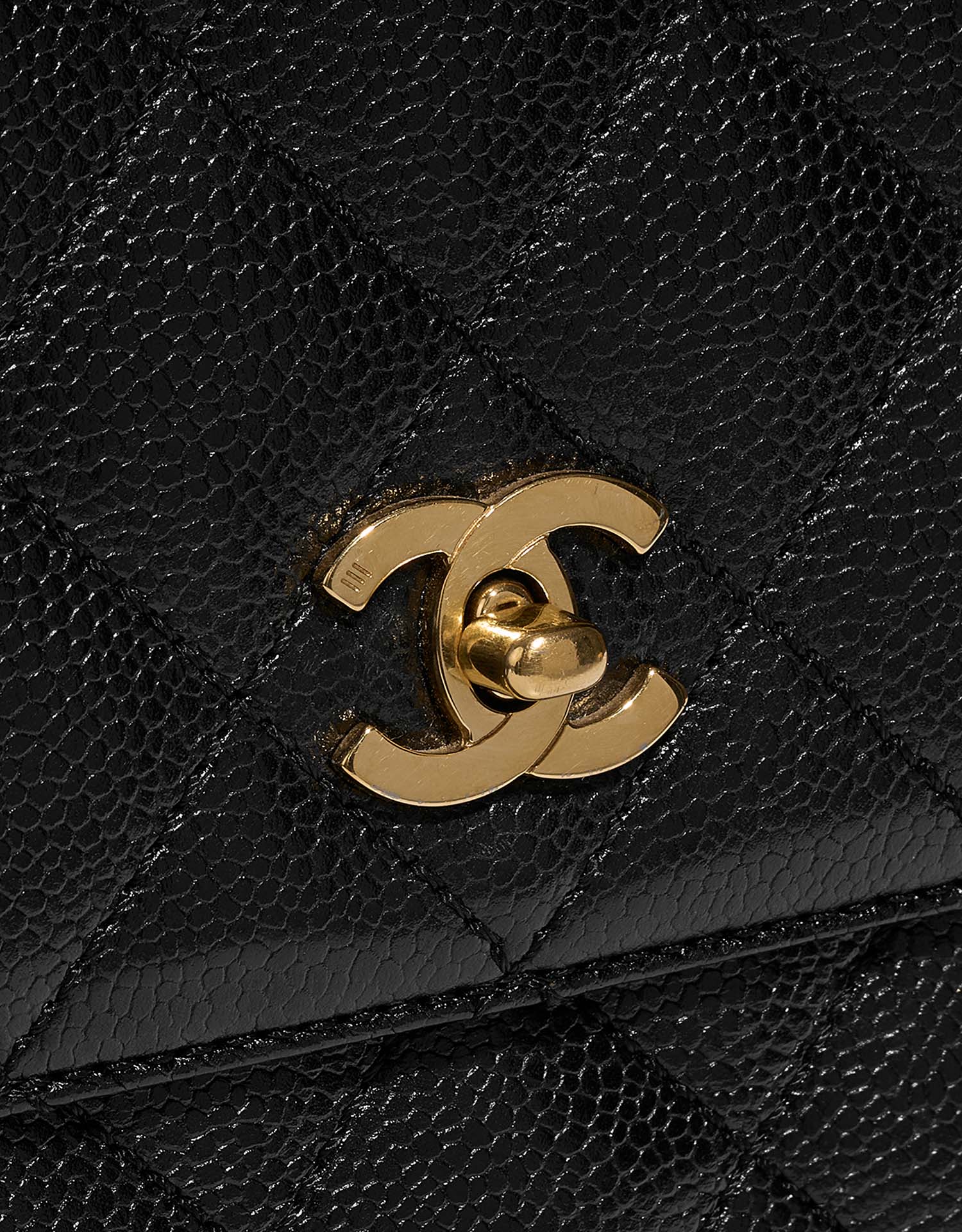 Chanel TimelessHandle Large Black Closing System  | Sell your designer bag on Saclab.com