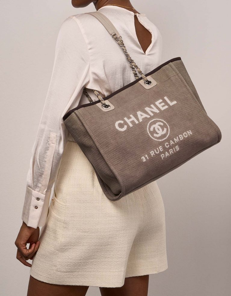 CHanel Deauville Small Brown 1M | Sell your designer bag on Saclab.com