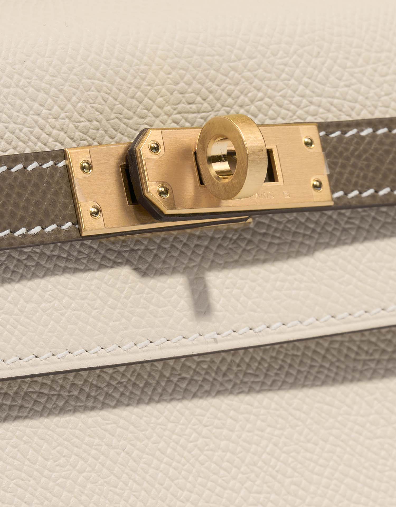 Hermes Special Order (HSS) Kelly Sellier 25 Etoupe and Craie Epsom bru –  Madison Avenue Couture