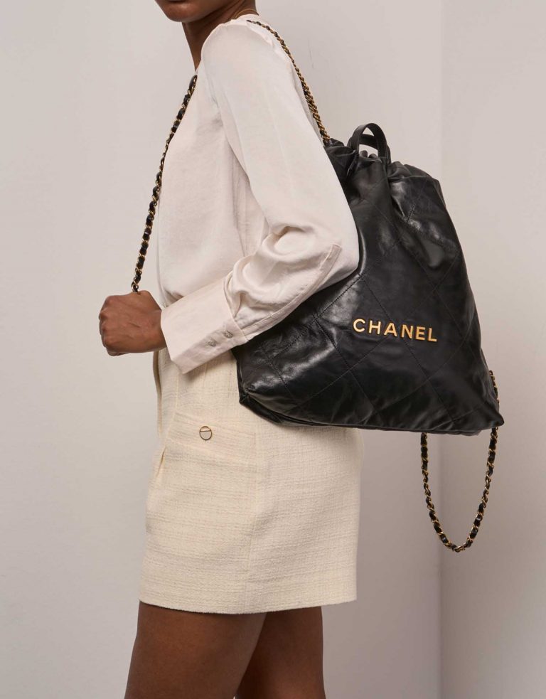 Sac Chanel 22 Sac à dos Veau Noir Noir | Vendez votre sac de créateur sur Saclab.com