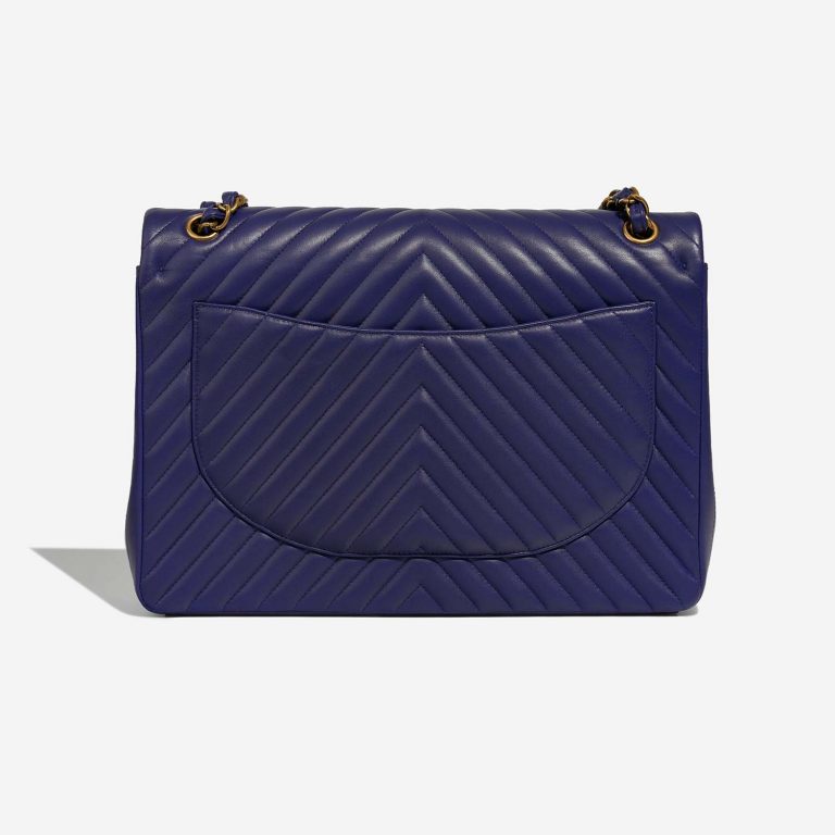 Pre-owned Chanel bag Timeless Chevron Maxi Lamb Blue Blue | Sell your designer bag on Saclab.com