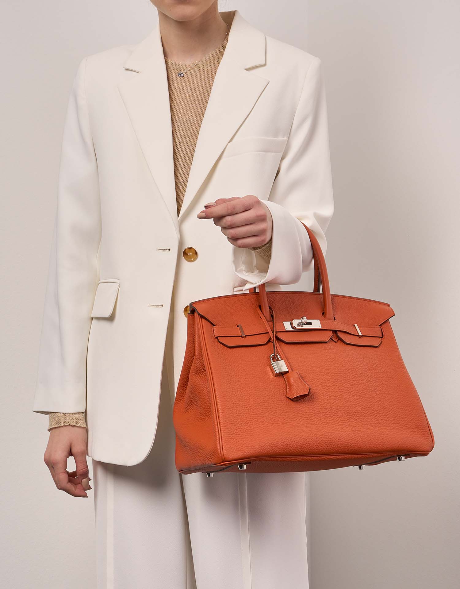 Hermès Birkin 35 OrangeH 1M | Sell your designer bag on Saclab.com