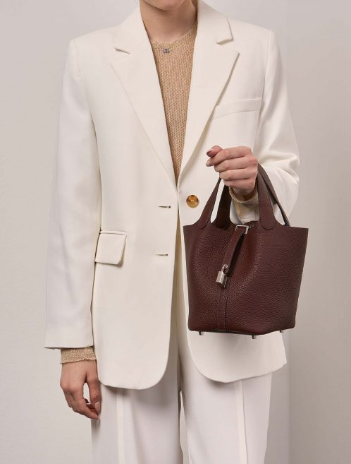 Hermès Picotin 18 RougeSellier Tailles Porté | Vendez votre sac de créateur sur Saclab.com