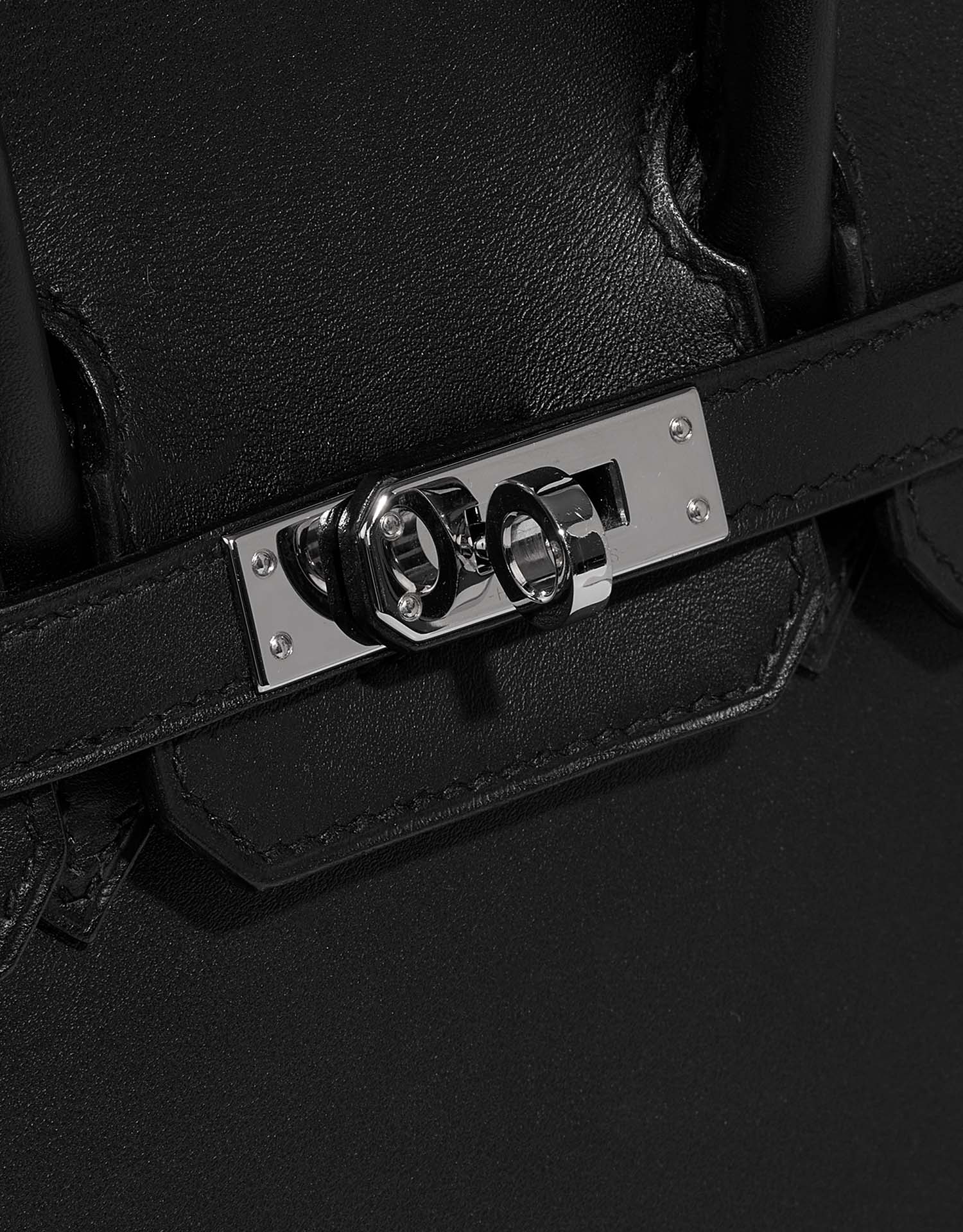 Hermès Birkin 25 Black Closing System  | Sell your designer bag on Saclab.com