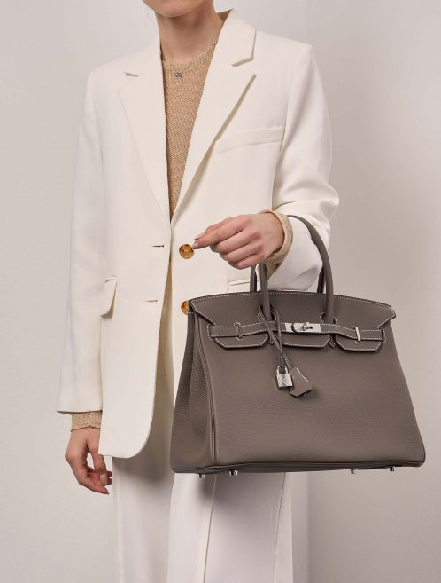 Hermès Birkin 35 Etoupe Sizes Worn | Sell your designer bag on Saclab.com