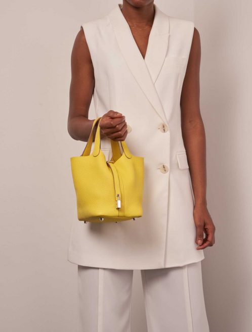 Hermès Picotin 18 Lime Tailles Porté | Vendez votre sac de créateur sur Saclab.com