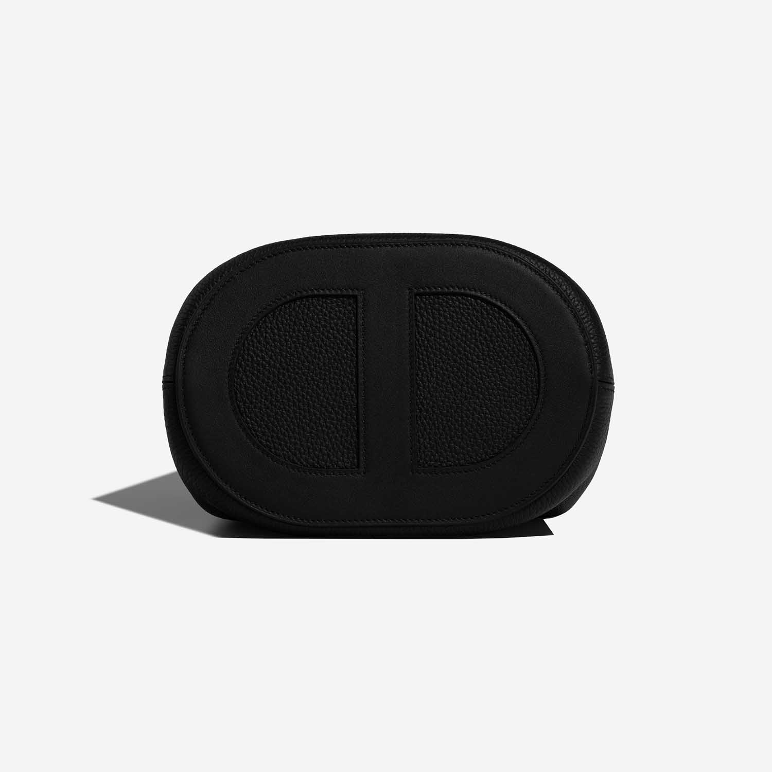 Hermès InTheLoop 23 Black Bottom  | Sell your designer bag on Saclab.com
