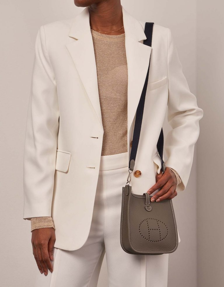 Hermès Evelyne 16 Etoupe-BleuIndigo 0F | Sell your designer bag on Saclab.com