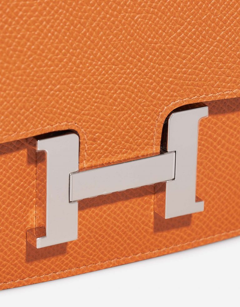 Hermès Constance SlimWallet OrangeH Closing System | Vendez votre sac de créateur sur Saclab.com