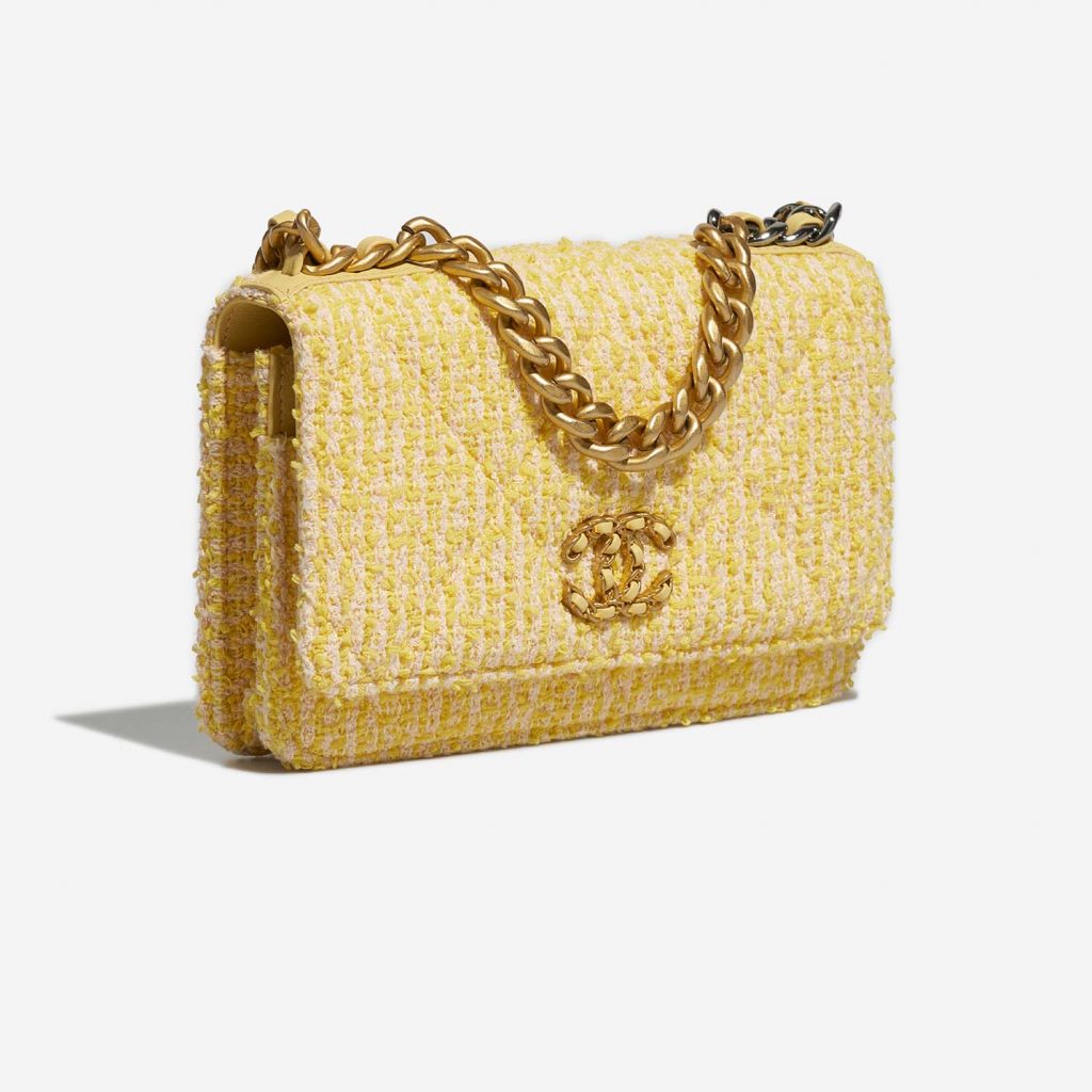 Chanel 19 Wallet On Chain Tweed Yellow / Beige SACLÀB