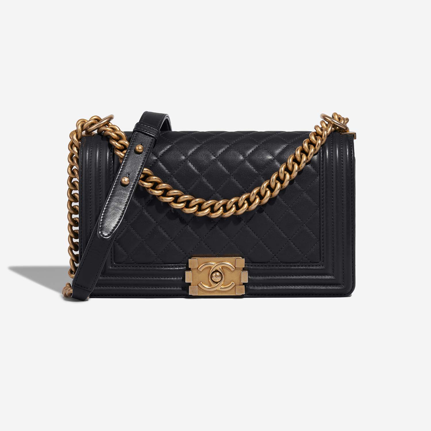 Pre-owned Chanel bag Boy Old Medium Dark Plume Black Front | Sell your designer bag on Saclab.com