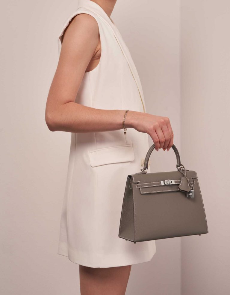 Hermès Kelly 25 Etoupe 0F | Sell your designer bag on Saclab.com