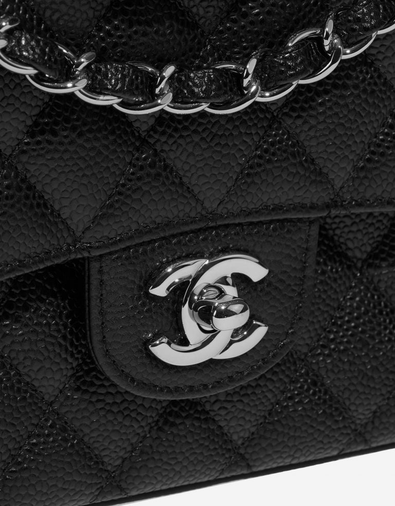 Chanel Timeless Medium Black Closing System  | Sell your designer bag on Saclab.com