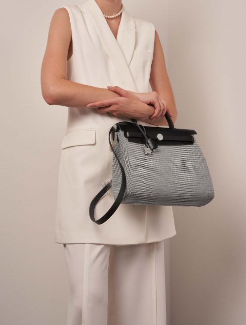 Hermès Herbag 31 Ecru-Black Sizes Worn | Sell your designer bag on Saclab.com