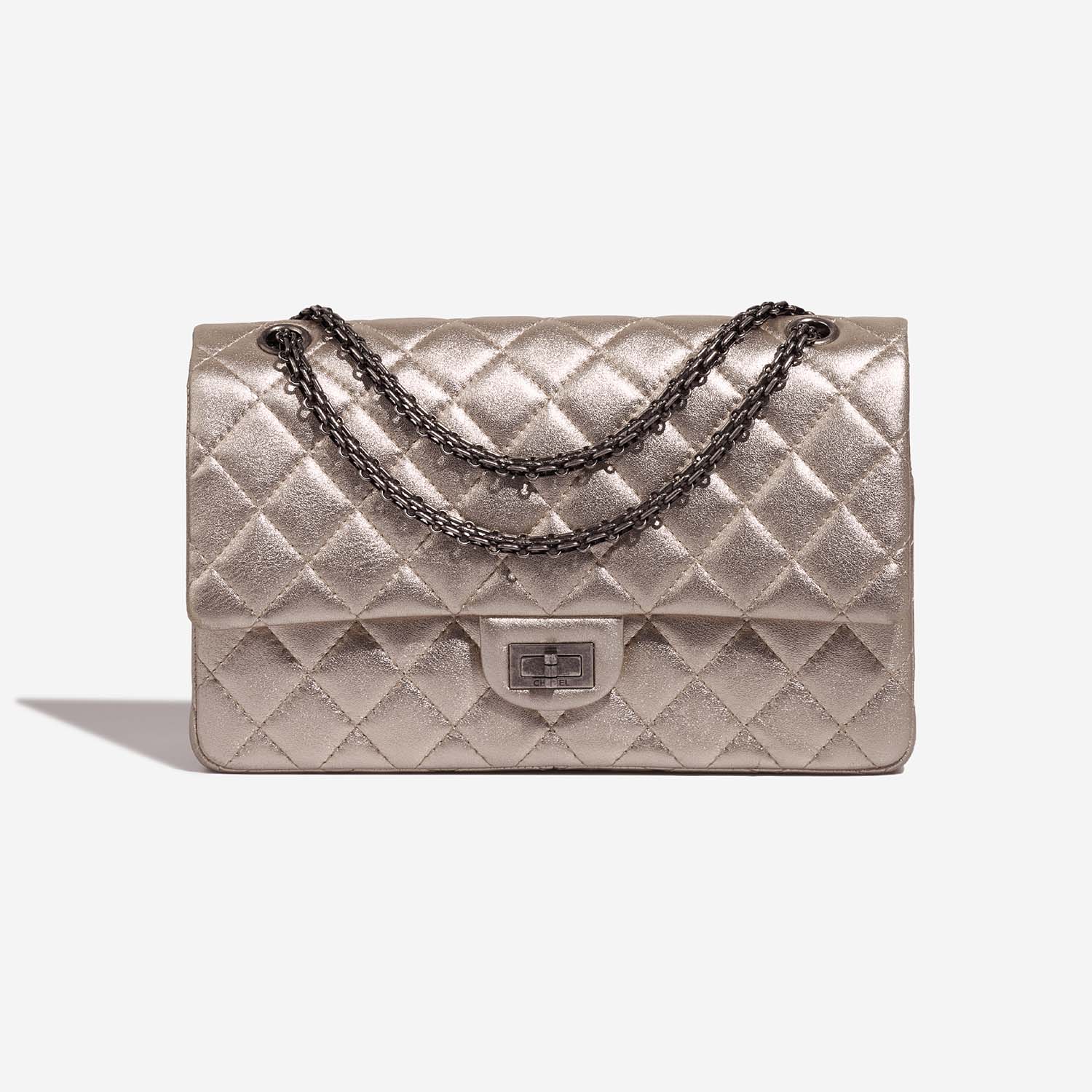Chanel 255Reissue 226 ShinyChampagne Front | Verkaufen Sie Ihre Designer-Tasche auf Saclab.com