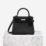 Hermès Kelly 25 Black 0F | Sell your designer bag on Saclab.com