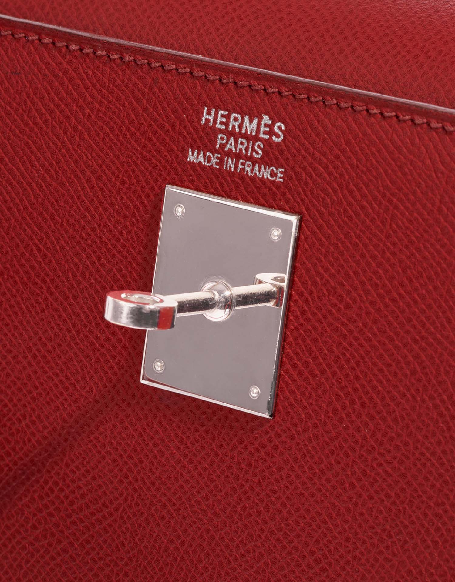 Hermès Kelly 35 RougeCasaque Logo  | Sell your designer bag on Saclab.com