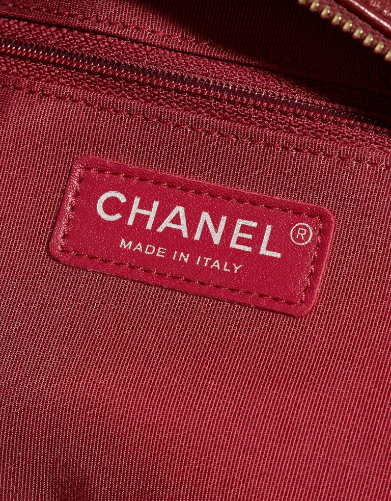 Chanel Gabrielle Medium Bleu-Marine-Rouge Logo | Vendez votre sac de créateur sur Saclab.com