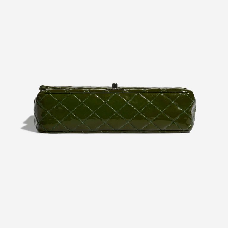 Chanel Timeless Medium Green 8BTM S | Sell your designer bag on Saclab.com