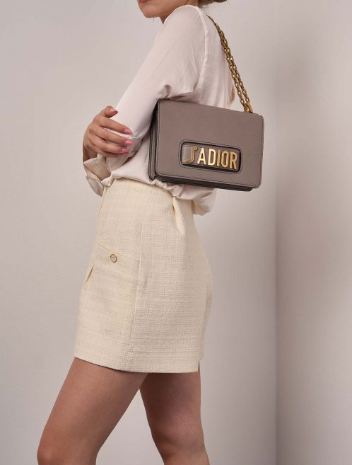 Dior J'adior onesize Beige Sizes Worn | Sell your designer bag on Saclab.com