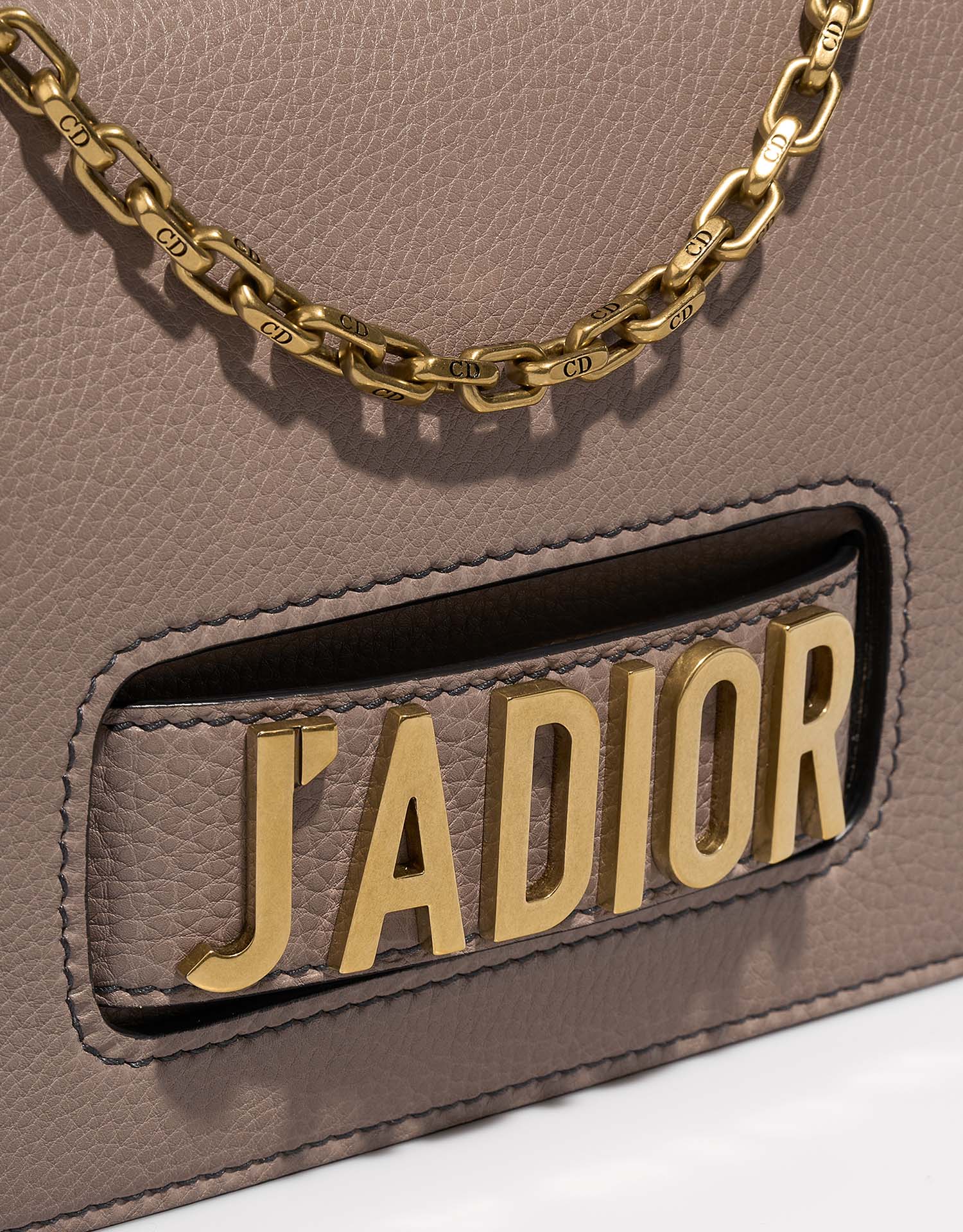 Dior J'adior onesize Beige Closing System  | Sell your designer bag on Saclab.com
