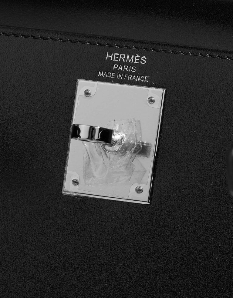 Hermès Kelly 28 Black Logo  | Sell your designer bag on Saclab.com