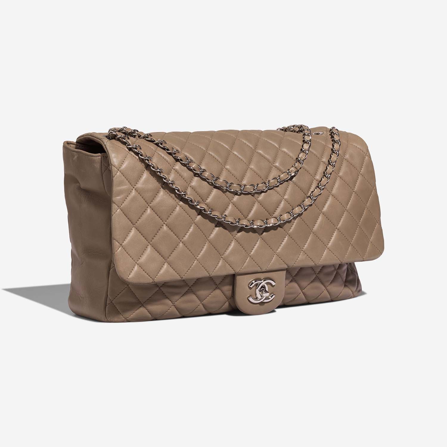 Chanel Timeless Maxi Beige 6SF | Sell your designer bag on Saclab.com