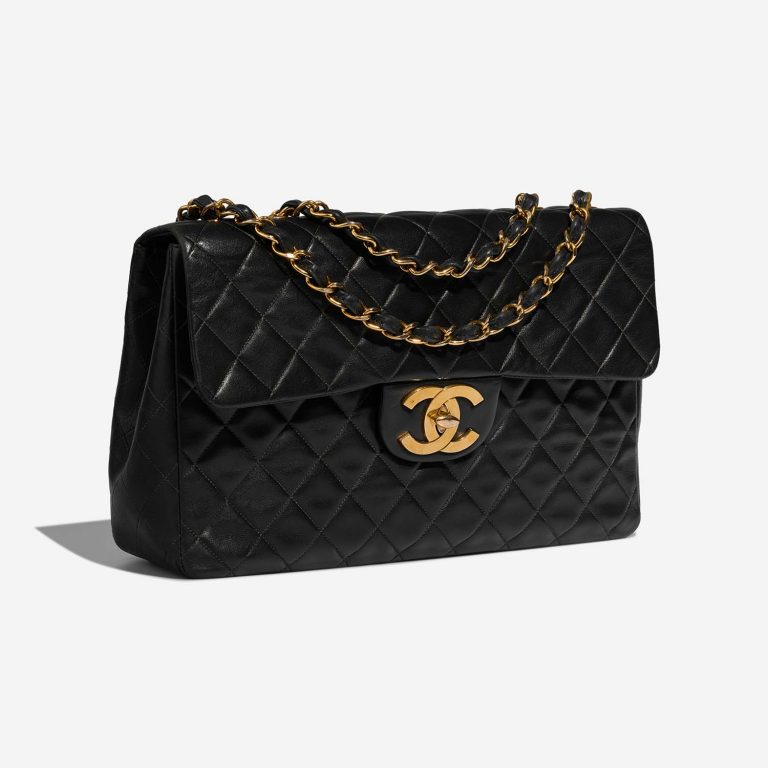 Chanel Timeless Maxi Black 6SF | Sell your designer bag on Saclab.com