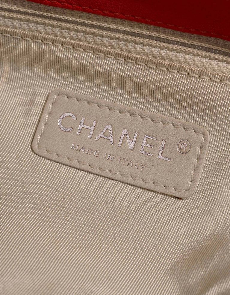 Chanel ChainAround Small Red Logo  | Sell your designer bag on Saclab.com