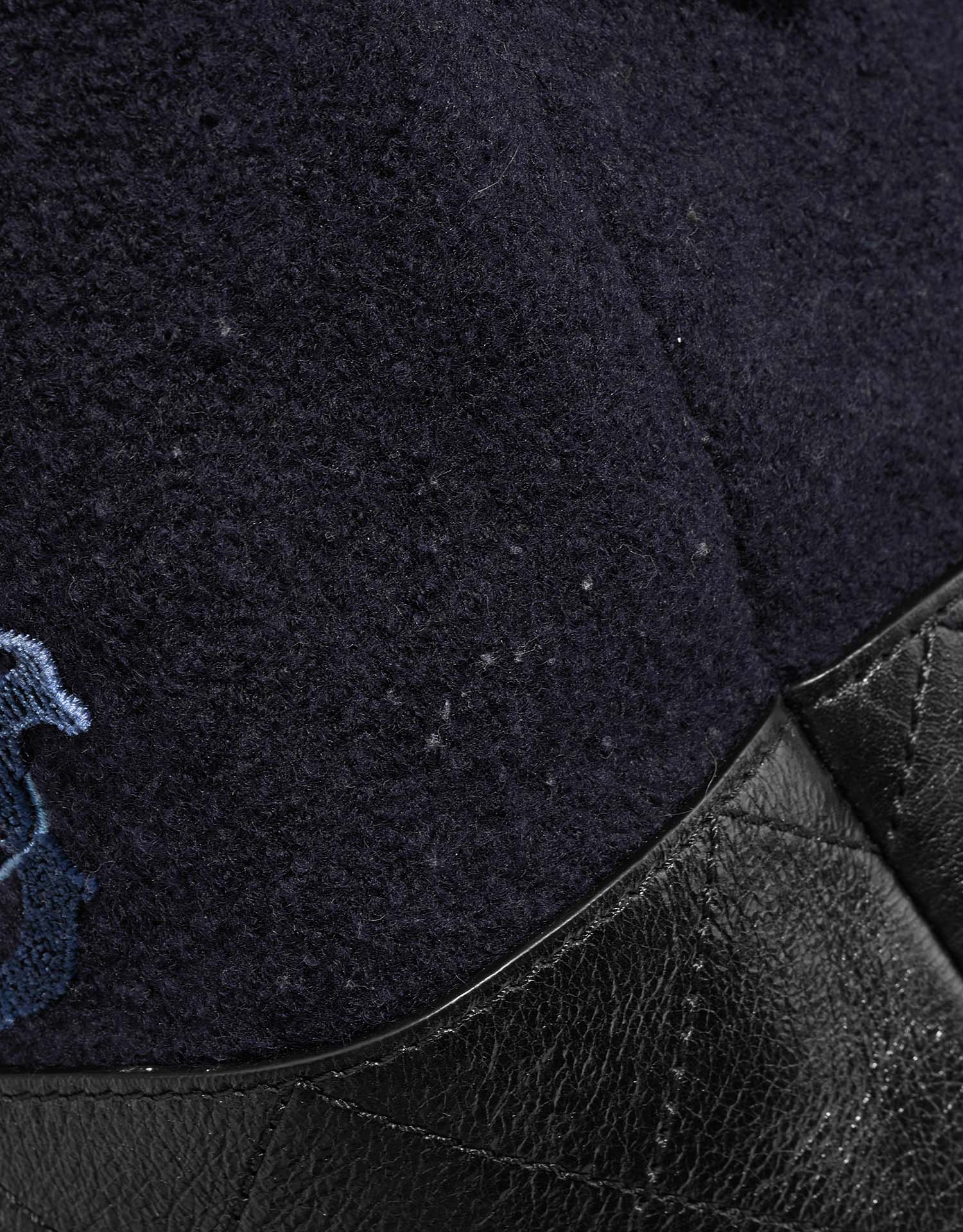 Chanel Backpack Blue-Black signs of wear| Sell your designer bag on Saclab.com