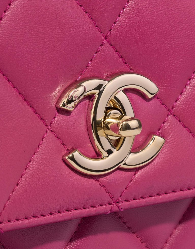 Chanel TrendyCC Medium Berry Pink Closing System  | Sell your designer bag on Saclab.com