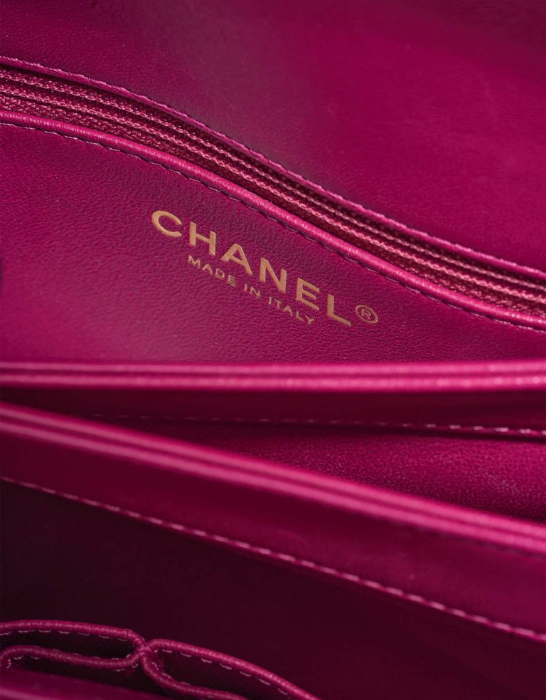 Chanel TrendyCC Medium Berry Pink Logo  | Sell your designer bag on Saclab.com