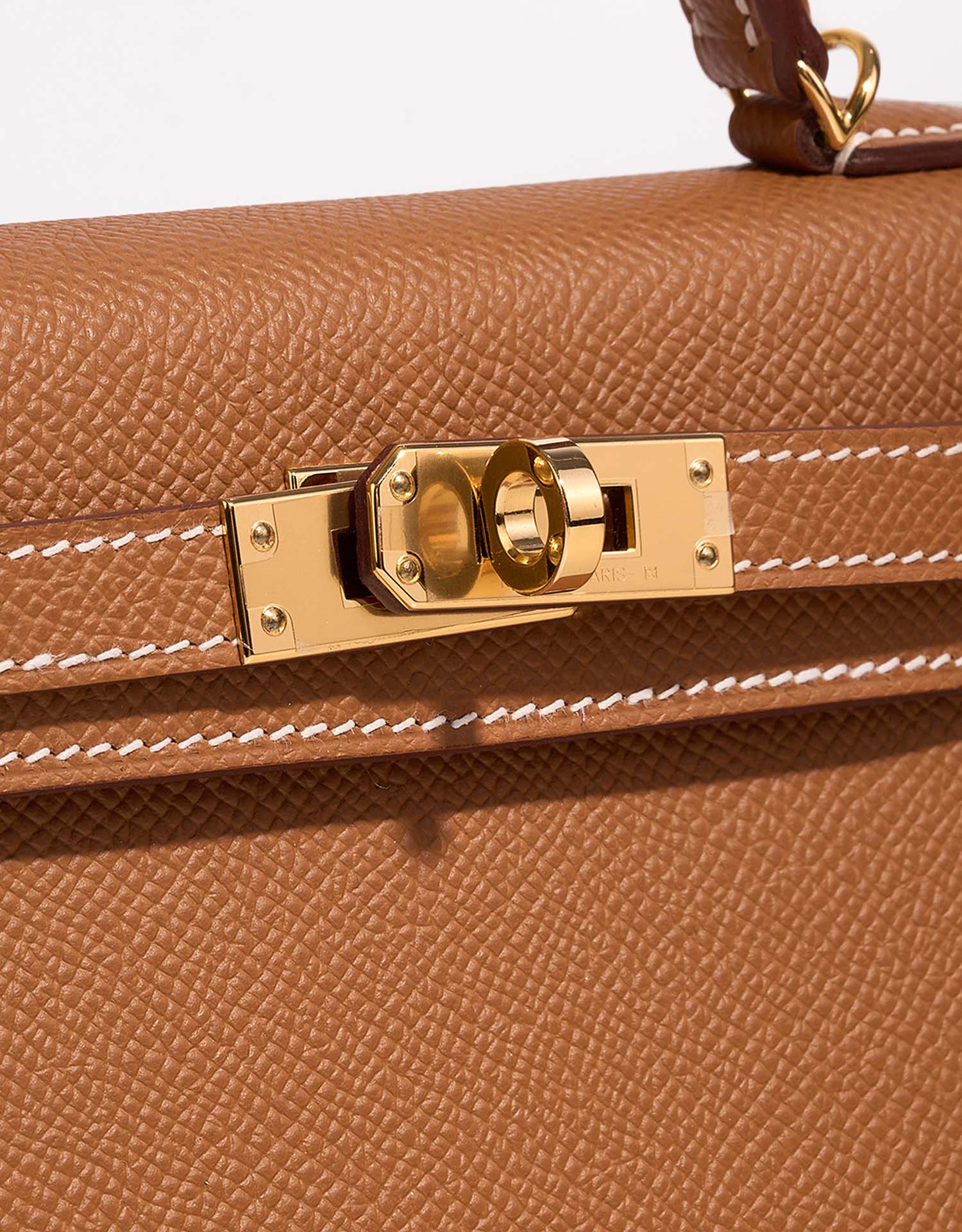 Hermès Kelly Mini Gold Closing System  | Sell your designer bag on Saclab.com