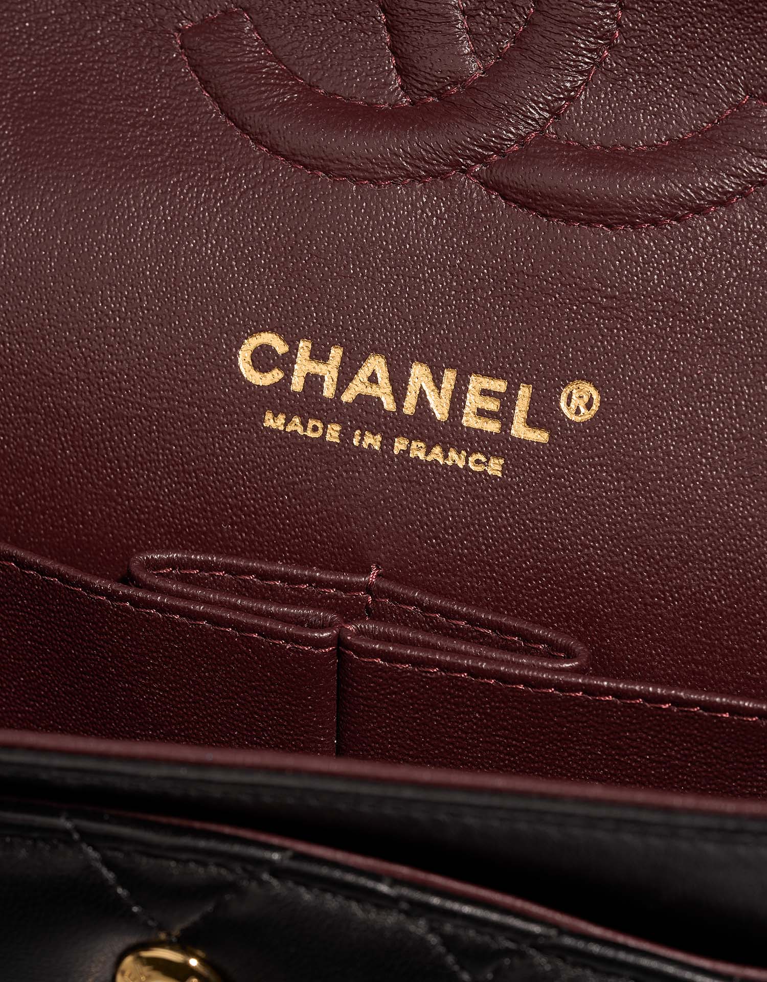 Chanel Timeless Medium Black Logo | Vendez votre sac de créateur sur Saclab.com