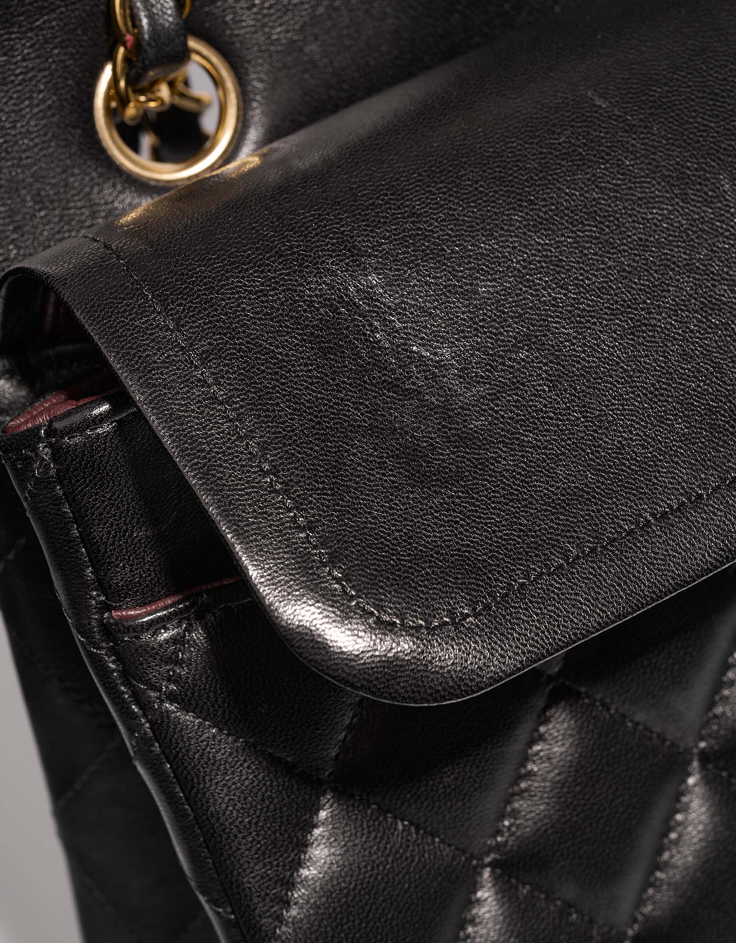 Chanel Timeless Medium Noir signes d'usure 1 | Vendez votre sac de créateur sur Saclab.com