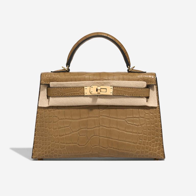 Pre-owned Hermès bag Kelly Mini Matte Alligator Kraft Brown Front Velt | Sell your designer bag on Saclab.com