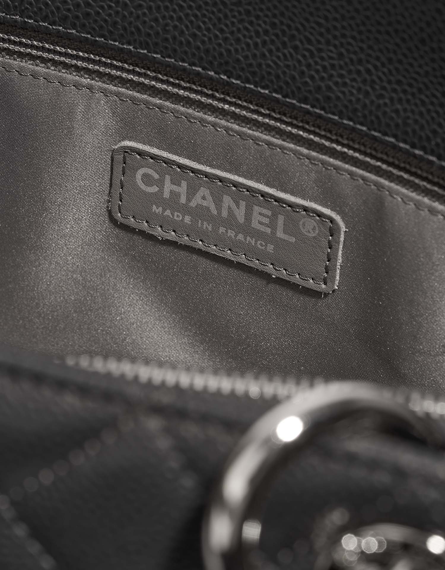 Chanel GST Charcoal Logo  | Sell your designer bag on Saclab.com