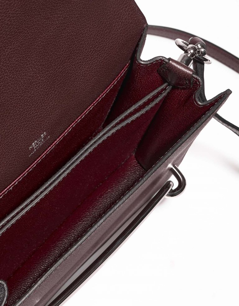 Hermès Roulis 18 RougeSellier Inside  | Sell your designer bag on Saclab.com