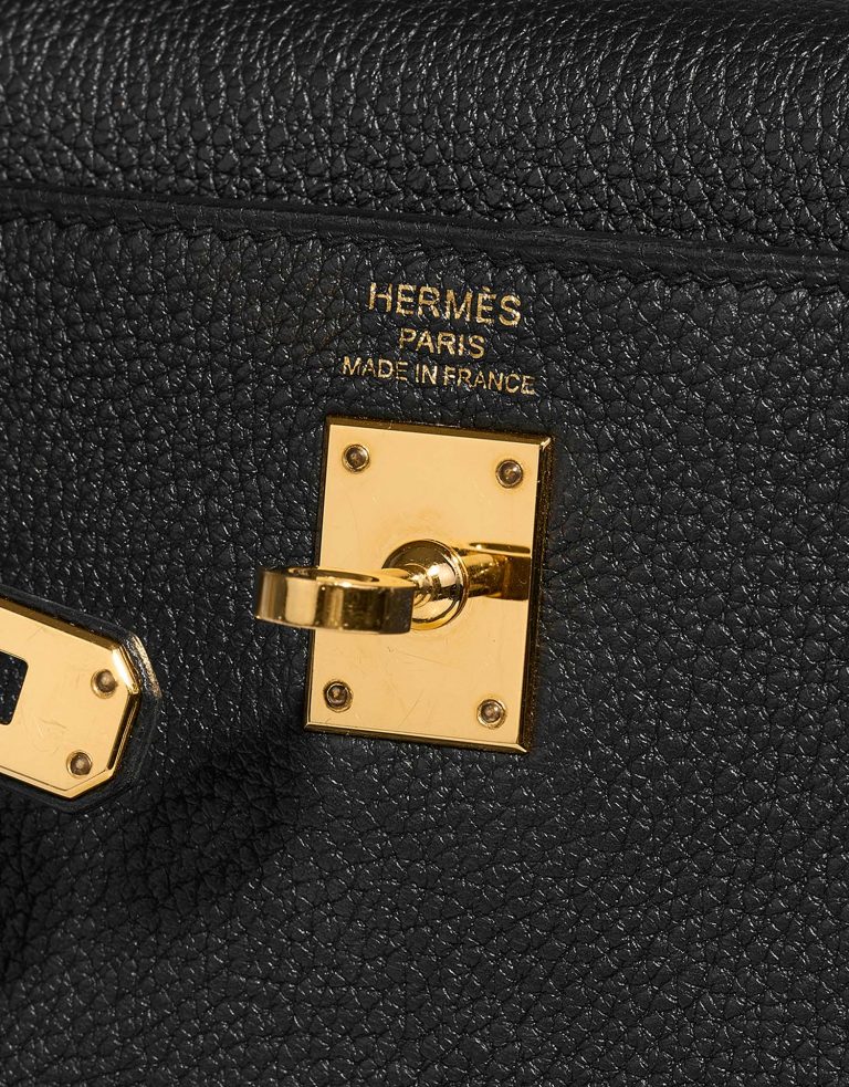 Hermès Kelly 25 Black Logo  | Sell your designer bag on Saclab.com