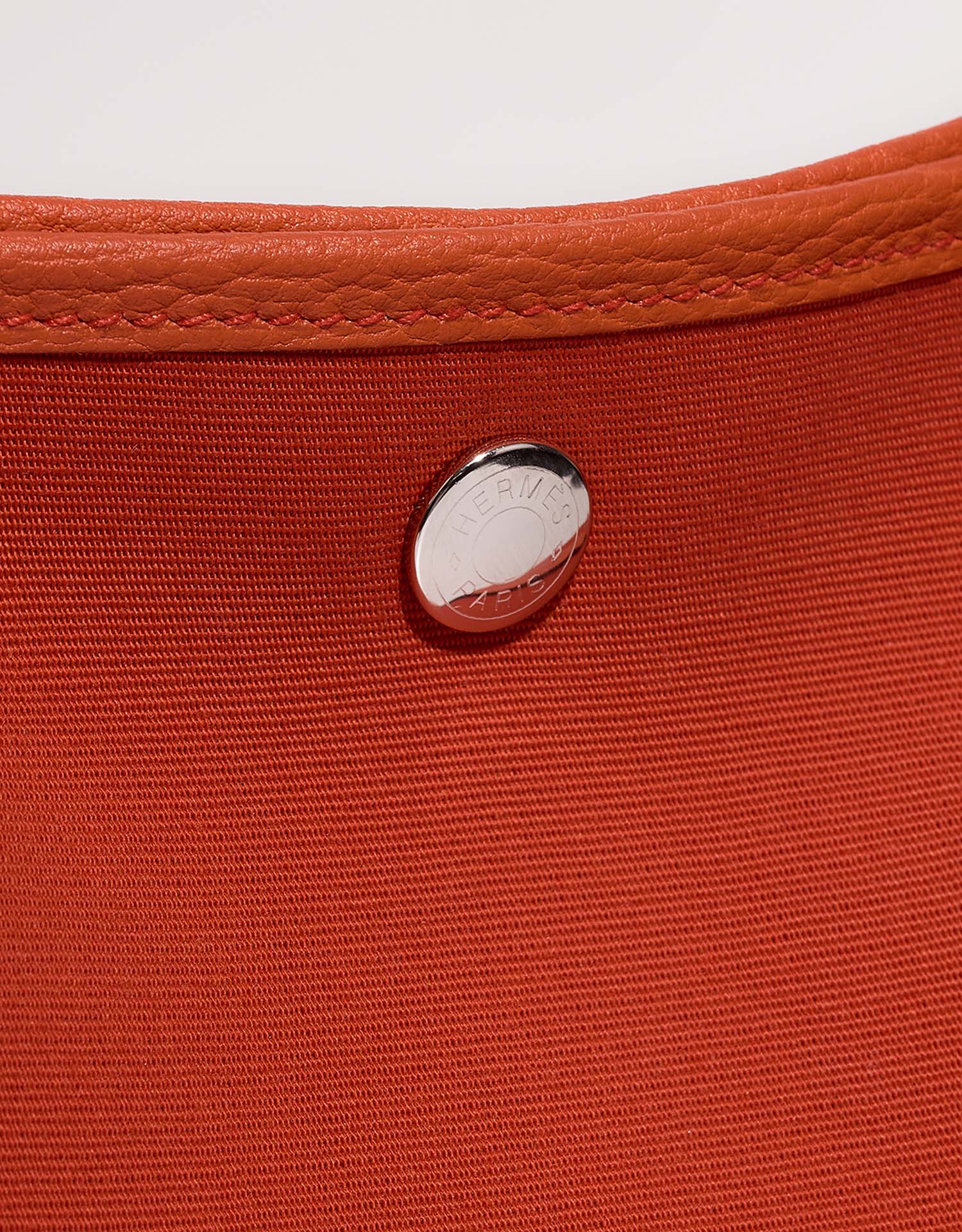 Hermès GardenParty 36 OrangePoppy-Capucine Système de fermeture | Vendez votre sac de créateur sur Saclab.com