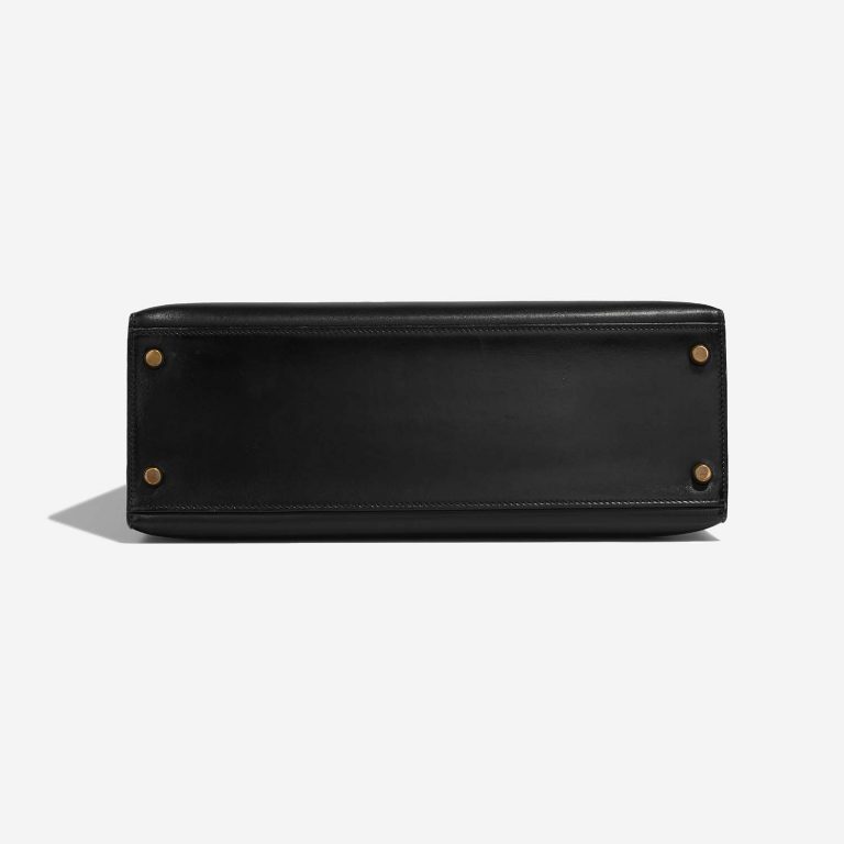 Hermès Kelly 32 Black Bottom  | Sell your designer bag on Saclab.com