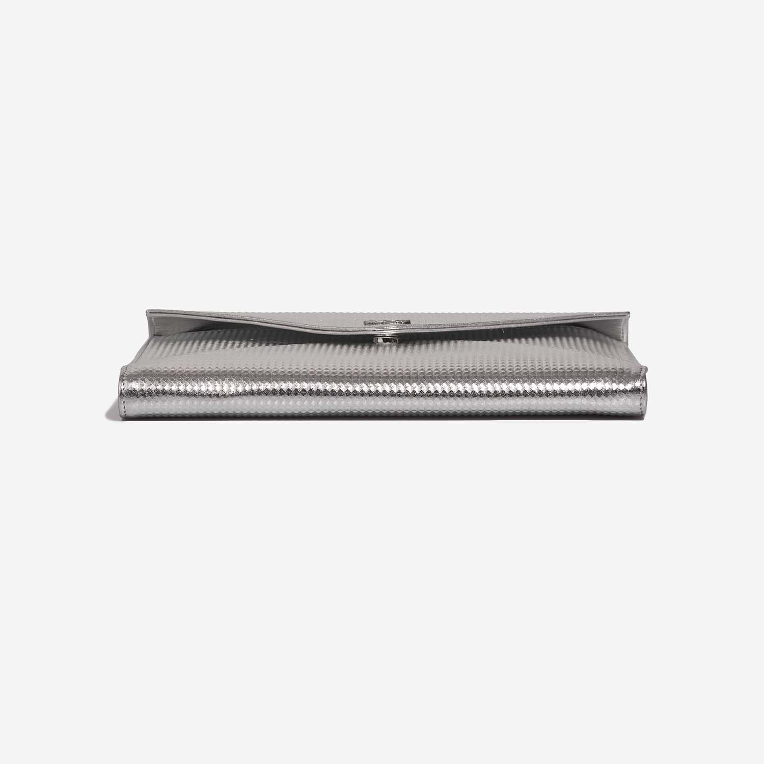 Chanel Clutch onesize Silver Bottom  | Sell your designer bag on Saclab.com