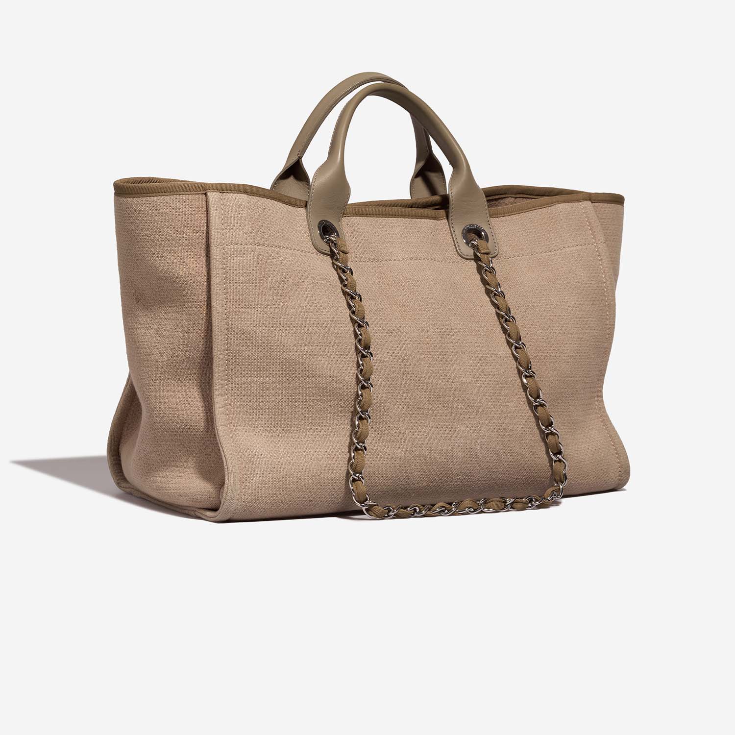 Chanel Deauville Medium 7SB S | Sell your designer bag on Saclab.com