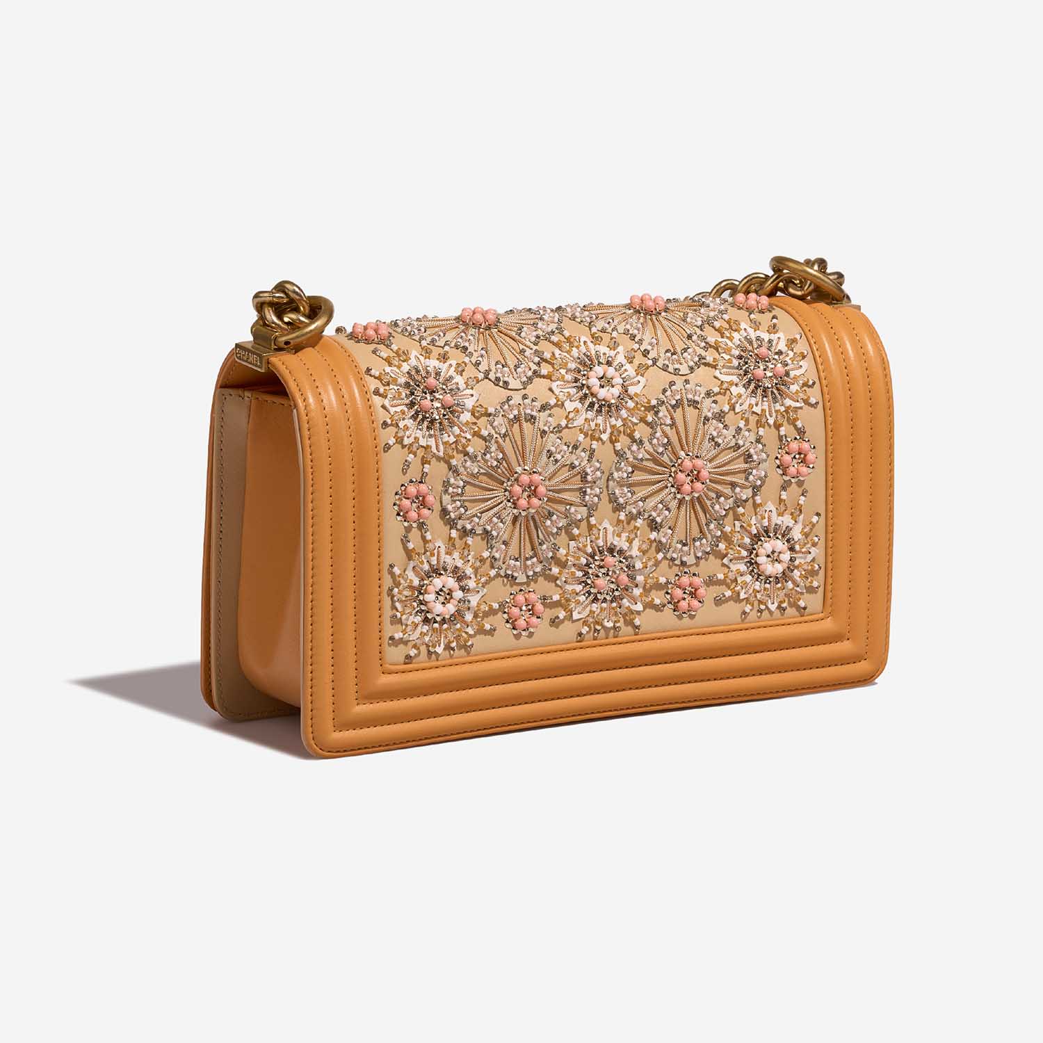 Chanel Boy OldMedium Orange-Multicolor 7SB S | Sell your designer bag on Saclab.com